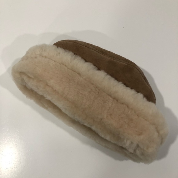 A Sickafus sheepskin/shearling hat never used size M